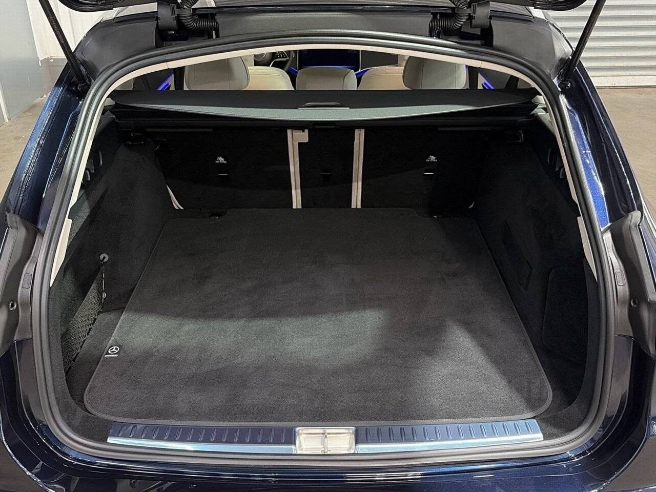 Mercedes-Benz E-Klasse – Bild 15