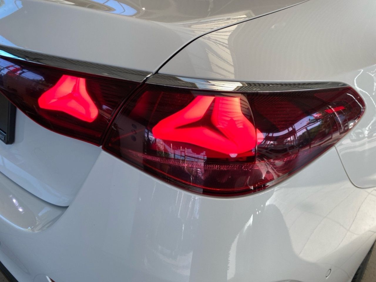 Mercedes-Benz E-Klasse – Bild 11