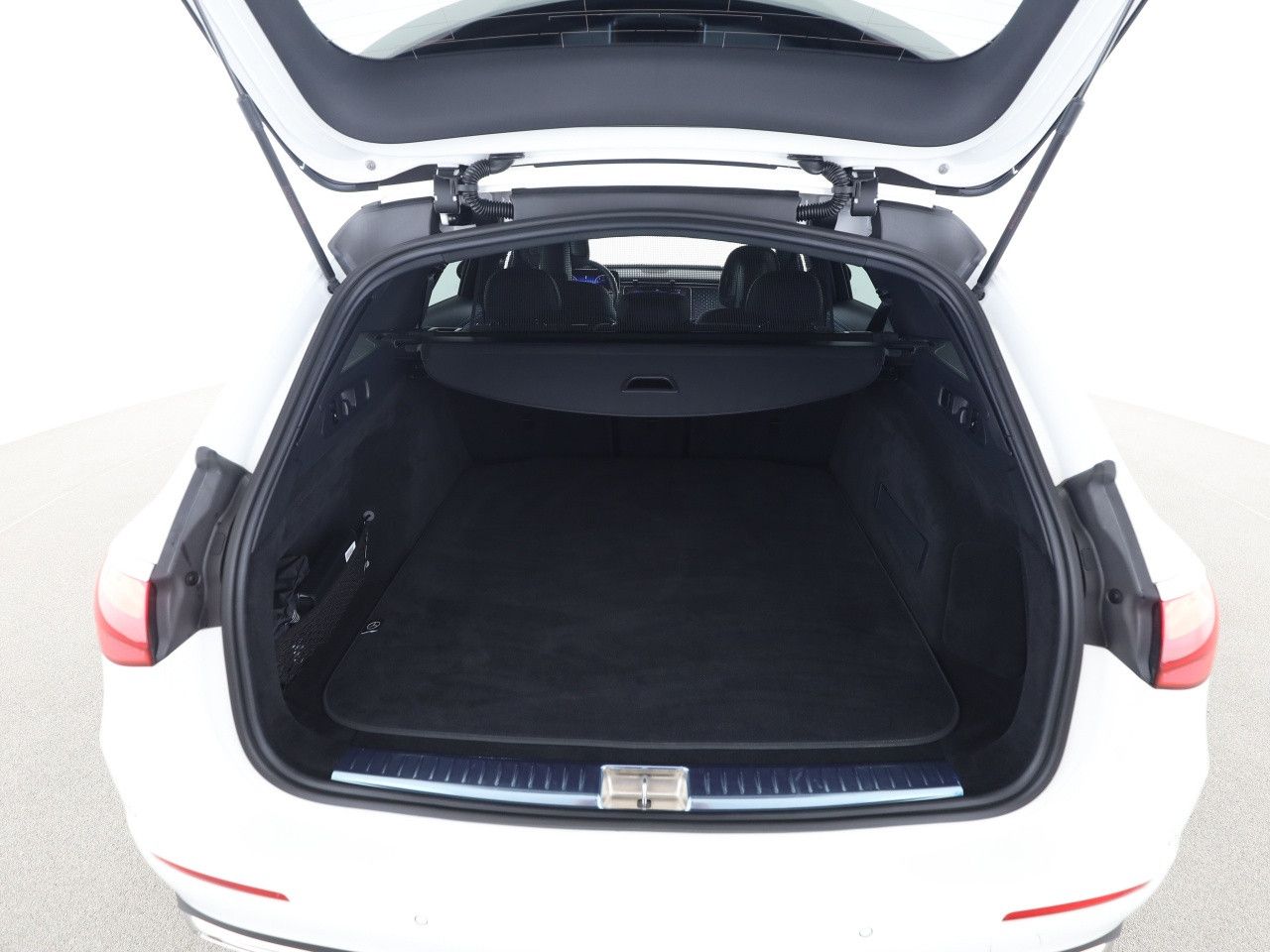 Mercedes-Benz E-Klasse – Bild 21