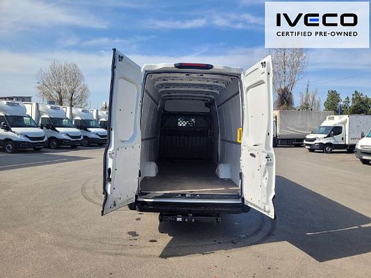 Immagine del veicolo 5 / 9