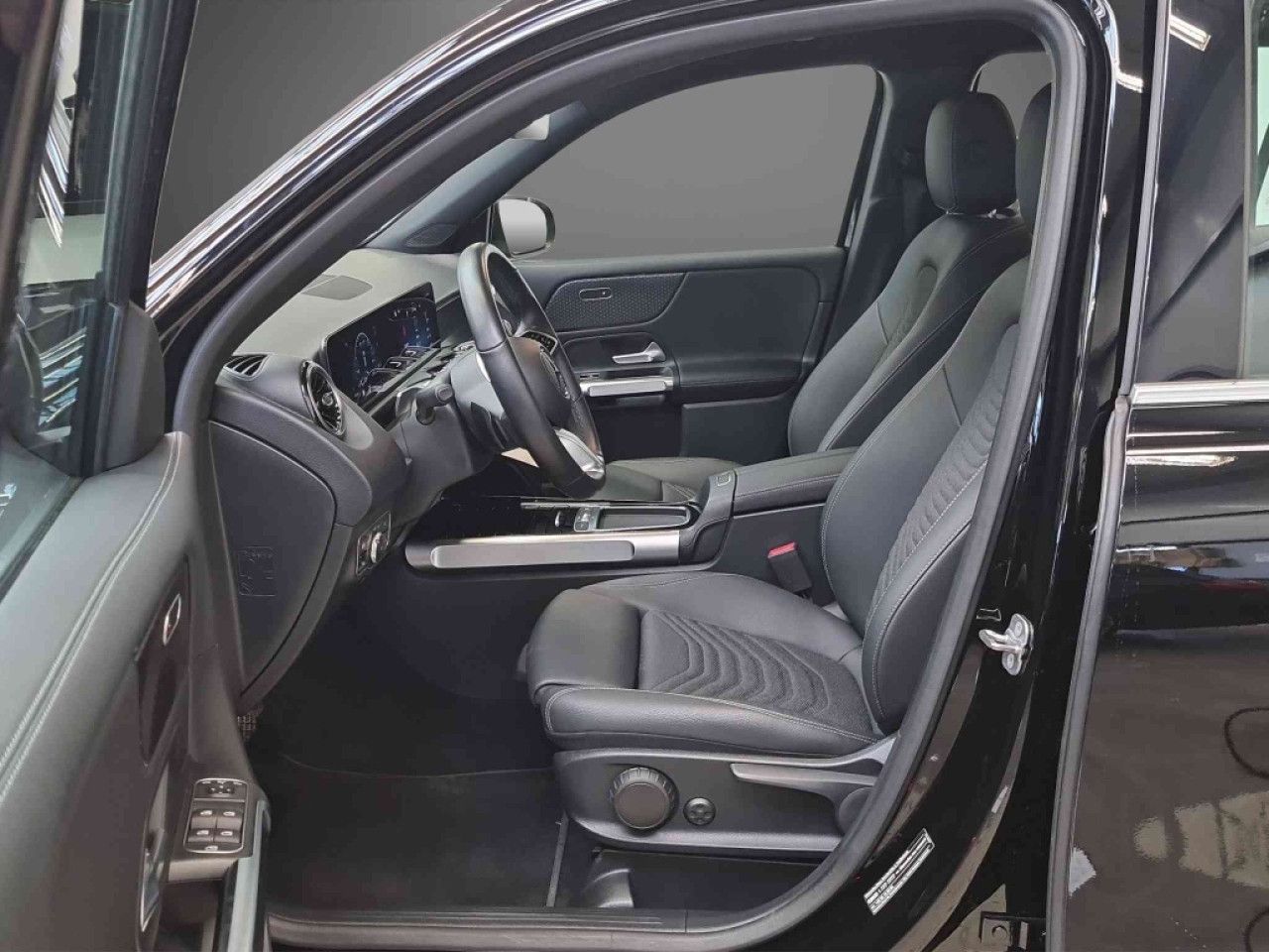Mercedes-Benz GLB – Bild 7