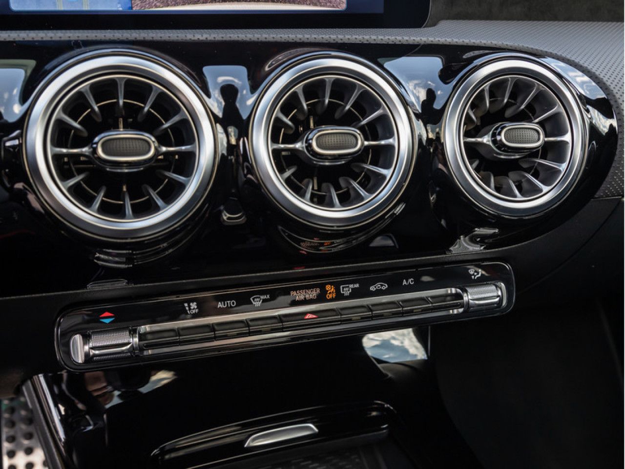 Mercedes-Benz CLA – Bild 15