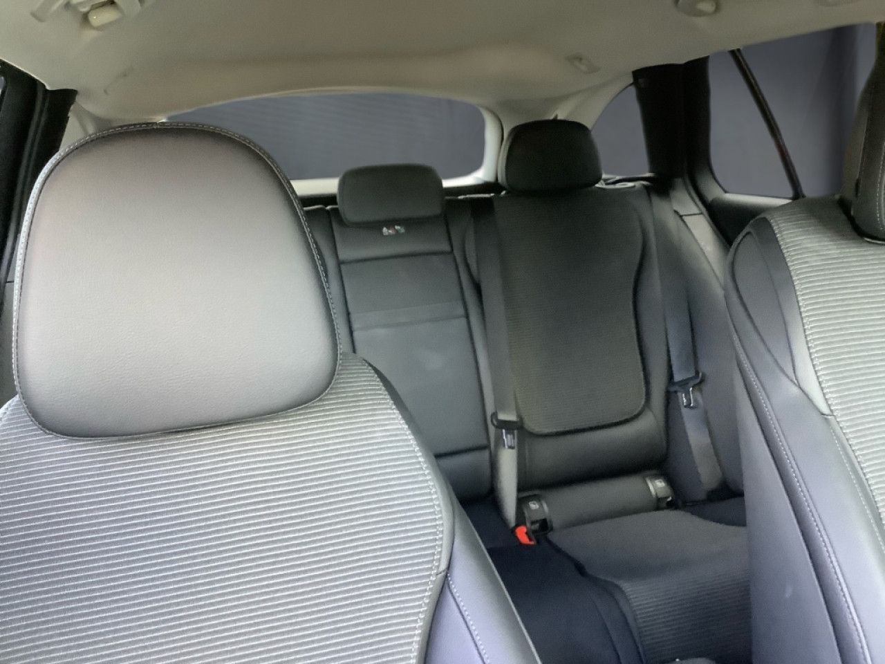 Mercedes-Benz C-Klasse – Bild 3