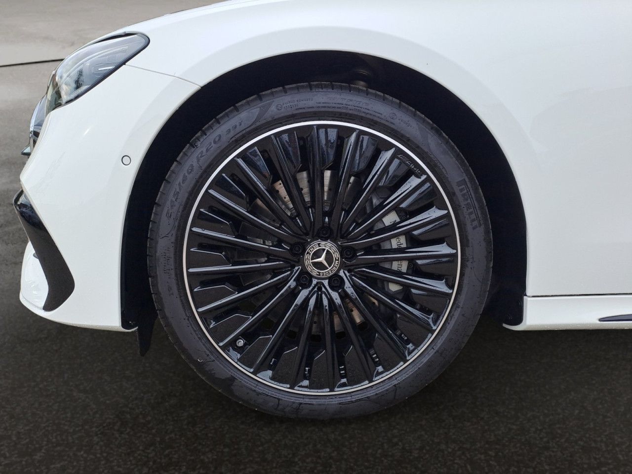 Mercedes-Benz E-Klasse – Bild 14