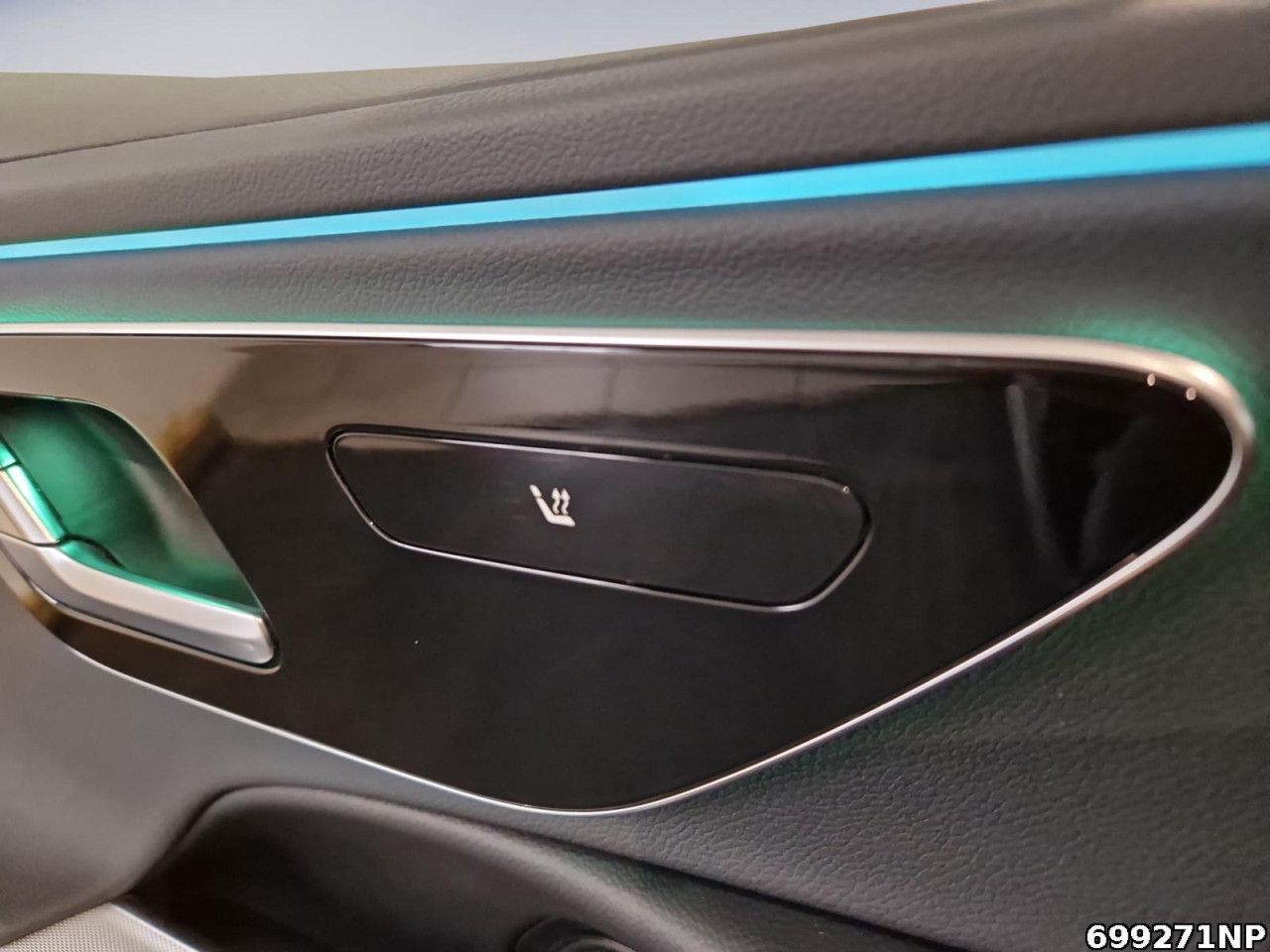 Mercedes-Benz E-Klasse – Bild 13