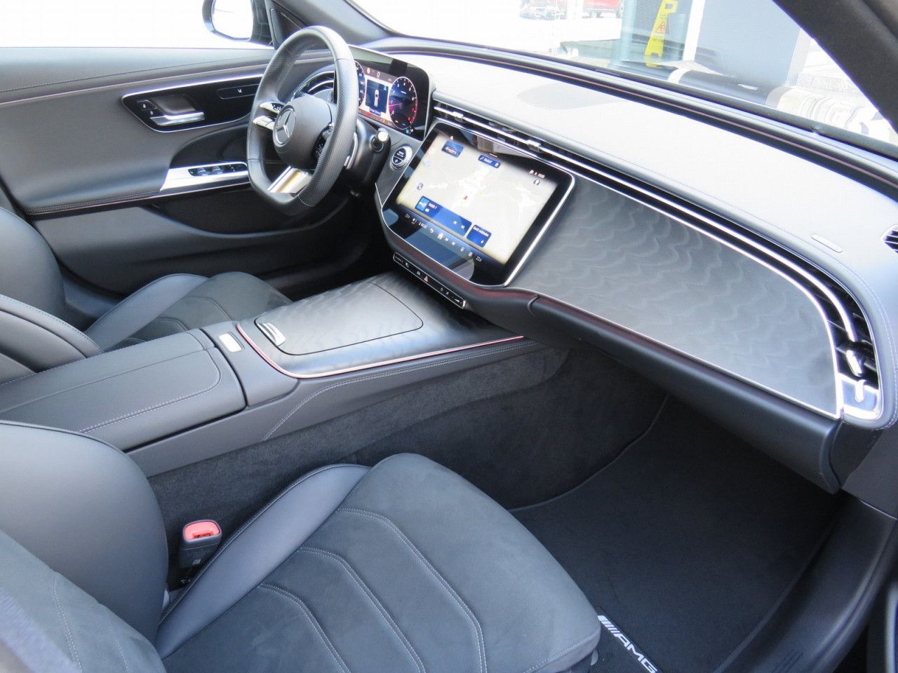 Mercedes-Benz E-Klasse – Bild 16