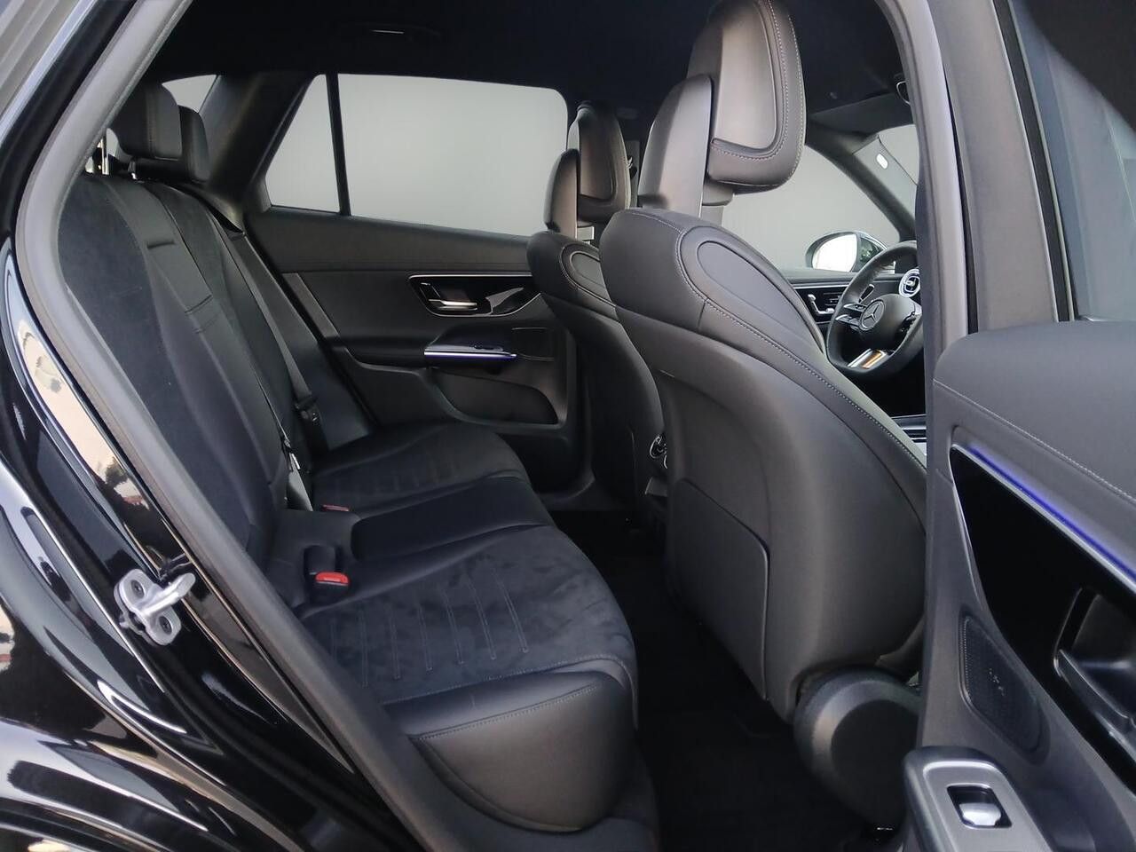 Zdjęcie pojazdu 10 / 23