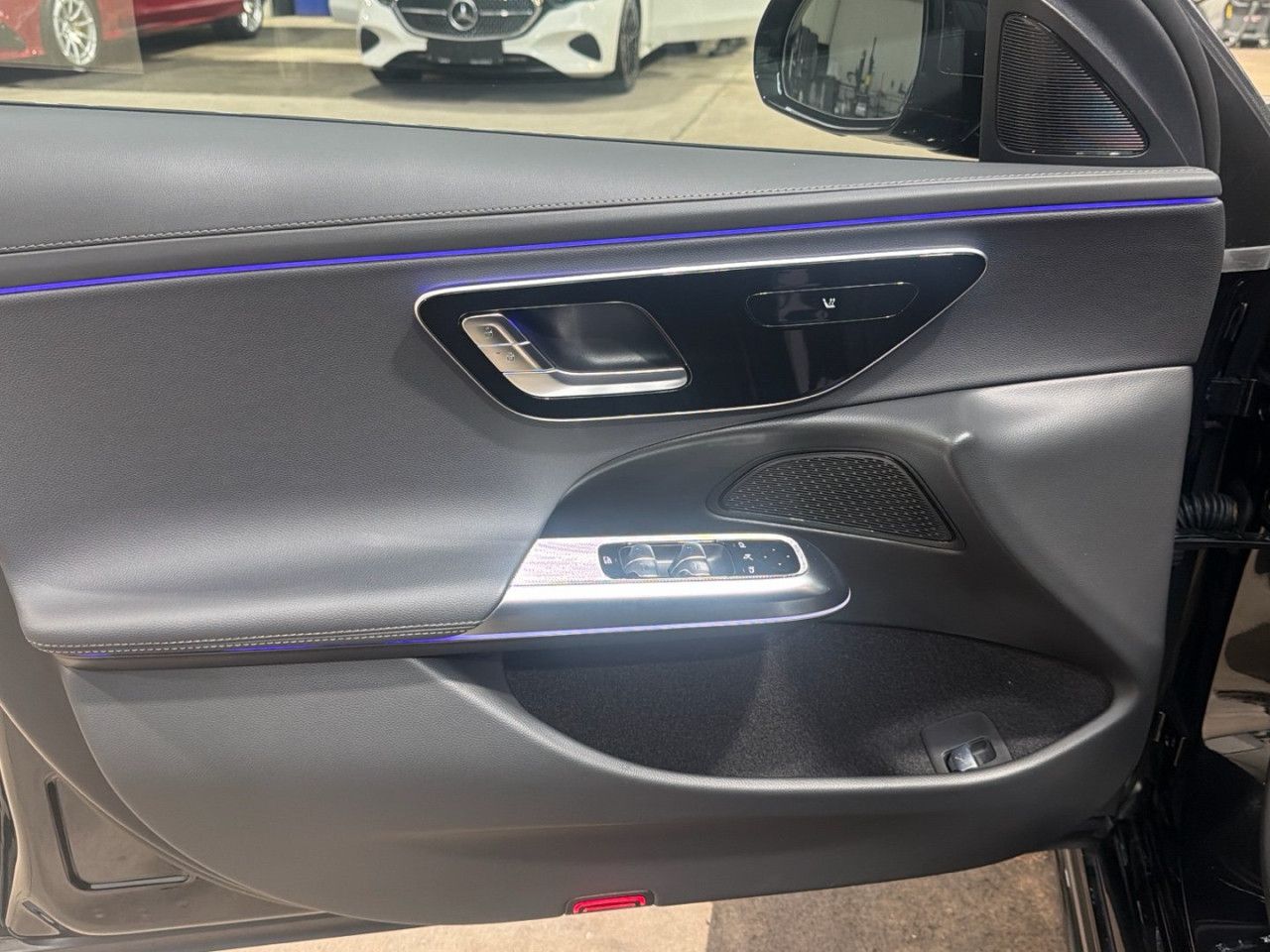 Mercedes-Benz E-Klasse – Bild 3