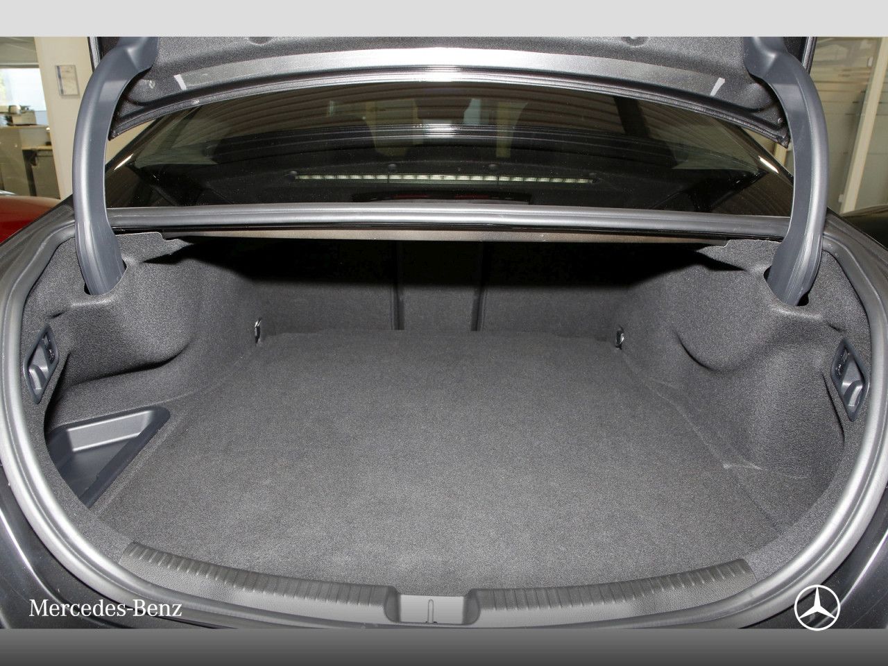Mercedes-Benz C-Klasse – Bild 15