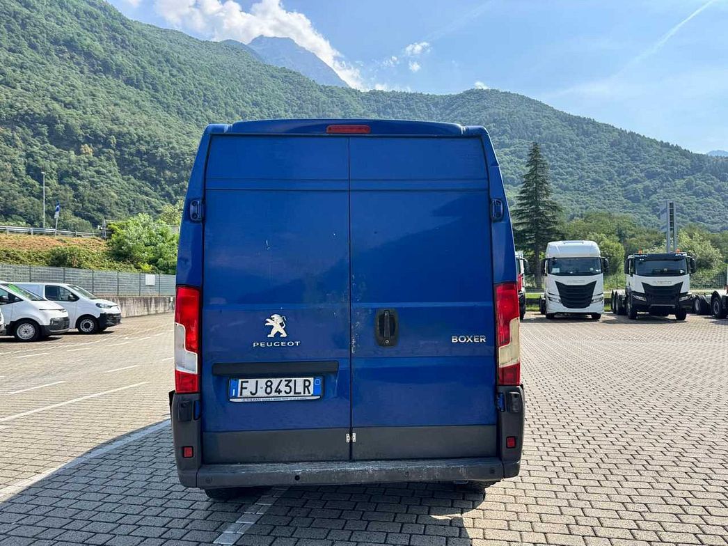 Peugeot | Boxer 333 2.0 bluehdi 130cv L2H2 E6