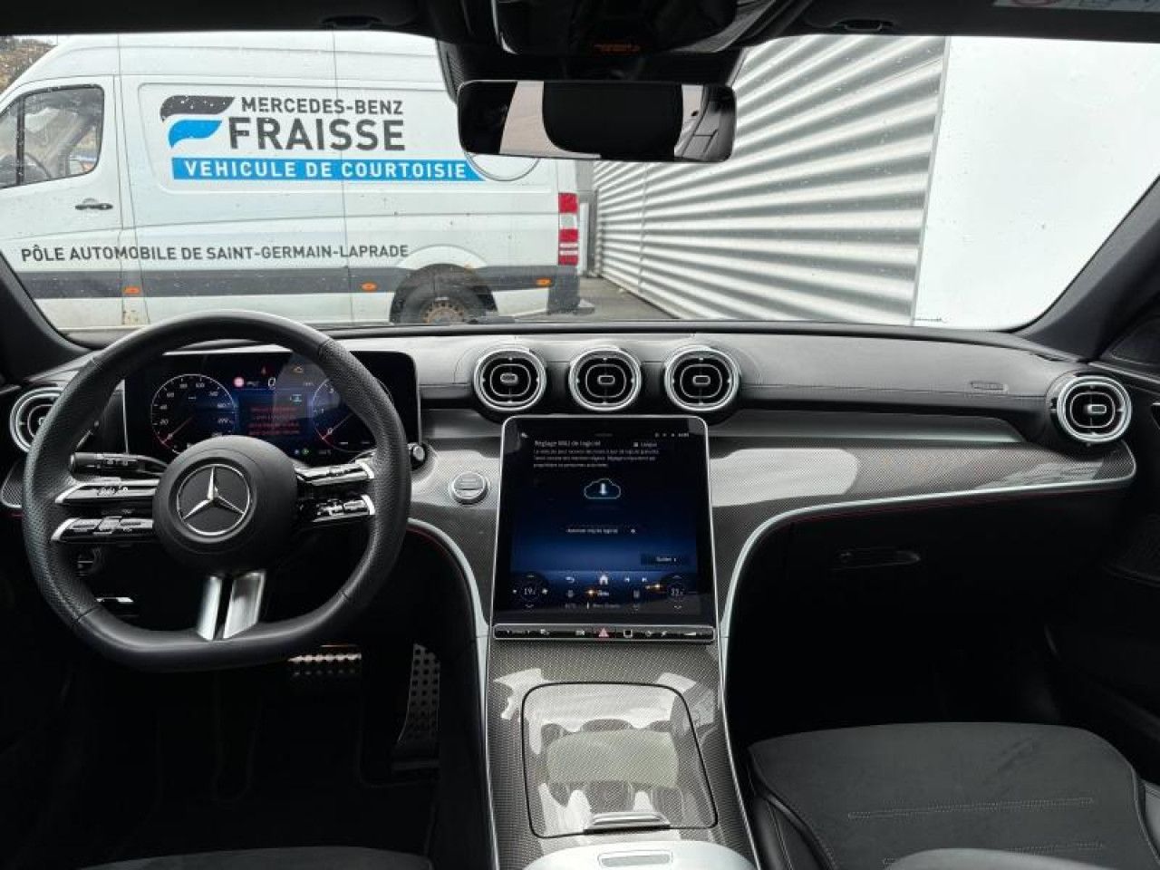 Photo du v&eacute;hicule 9 / 15