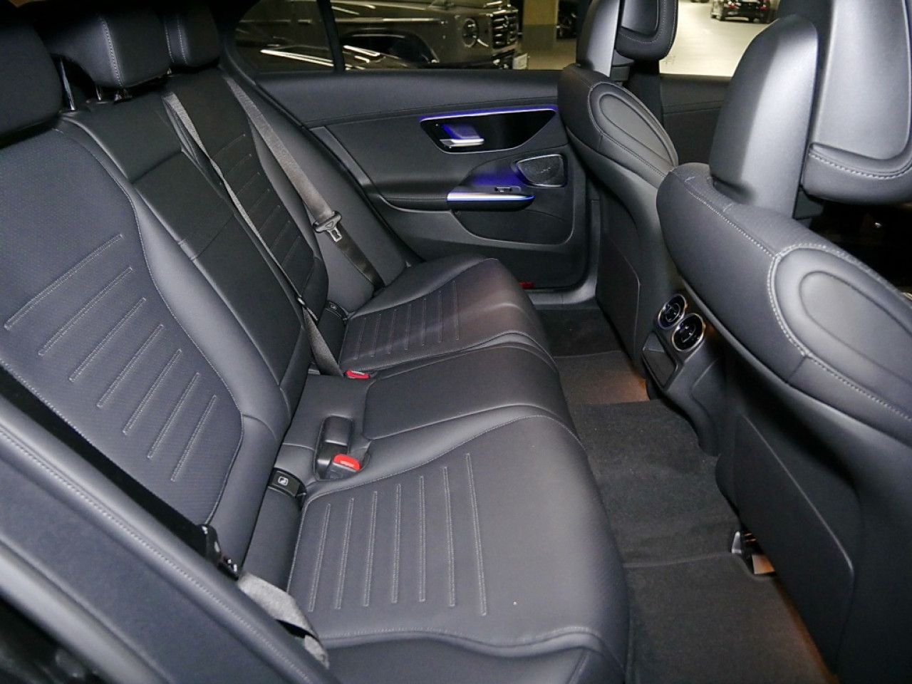Mercedes-Benz C-Klasse – Bild 8