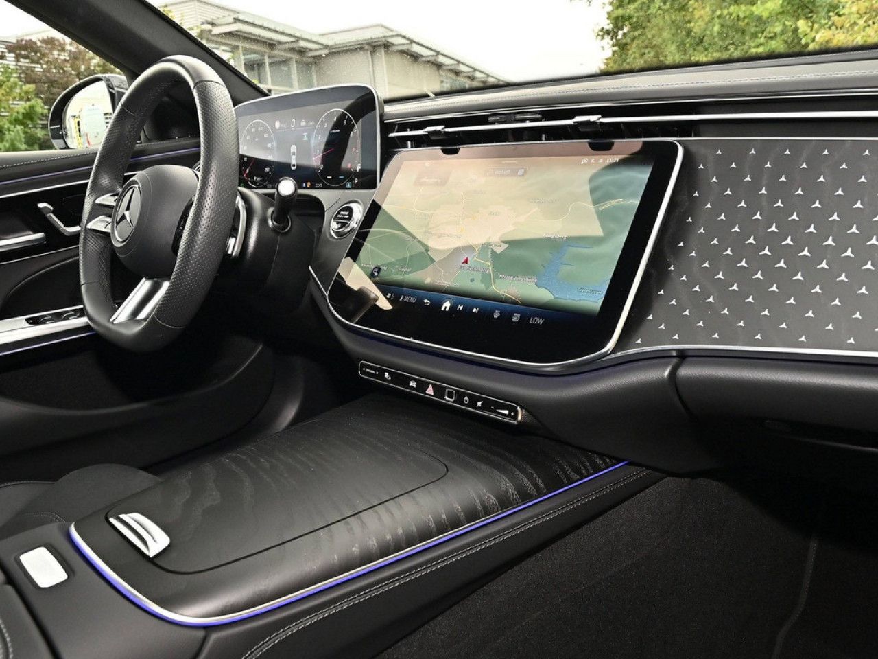 Mercedes-Benz E-Klasse – Bild 8