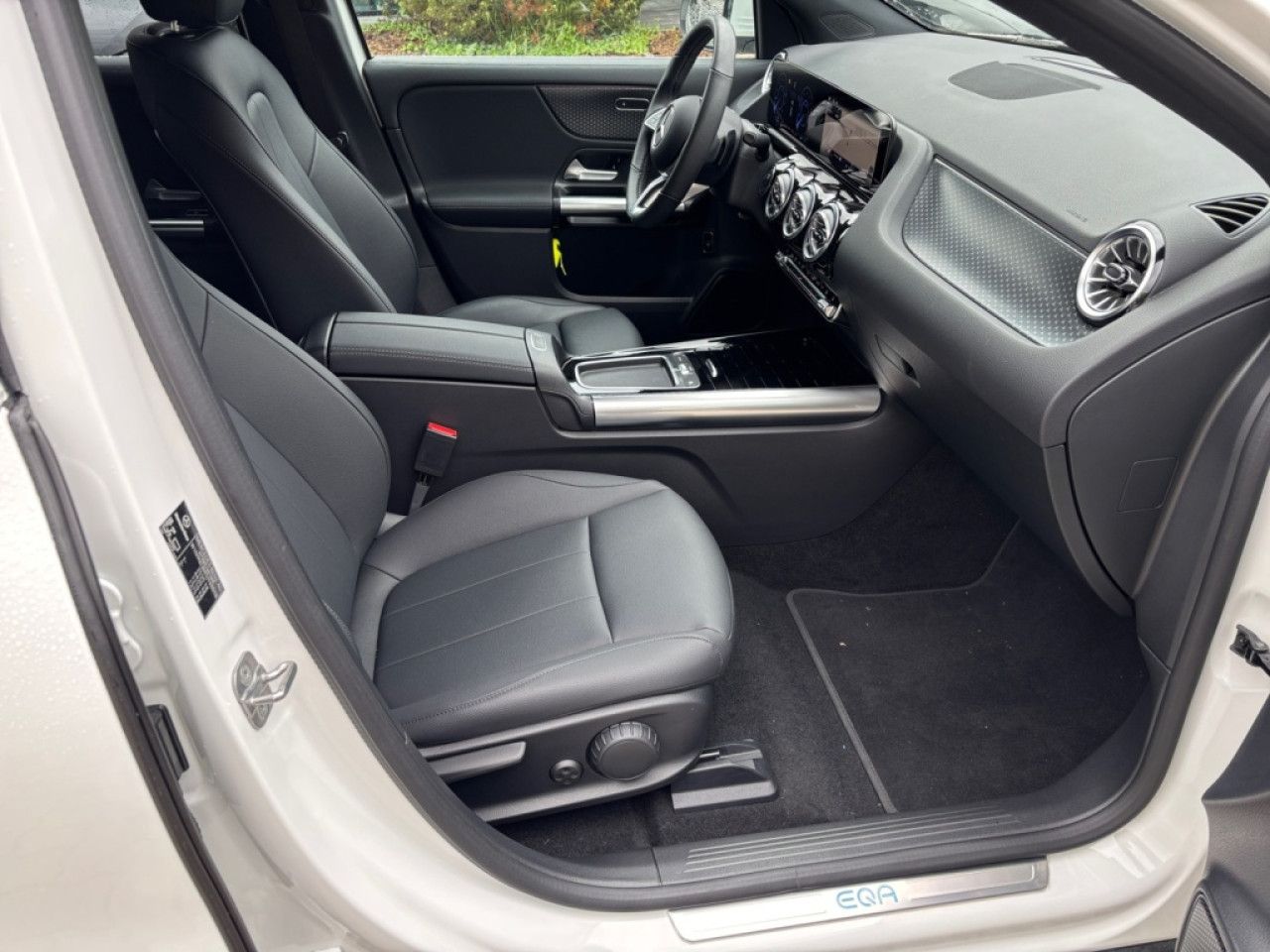 Mercedes-Benz EQA – Bild 6