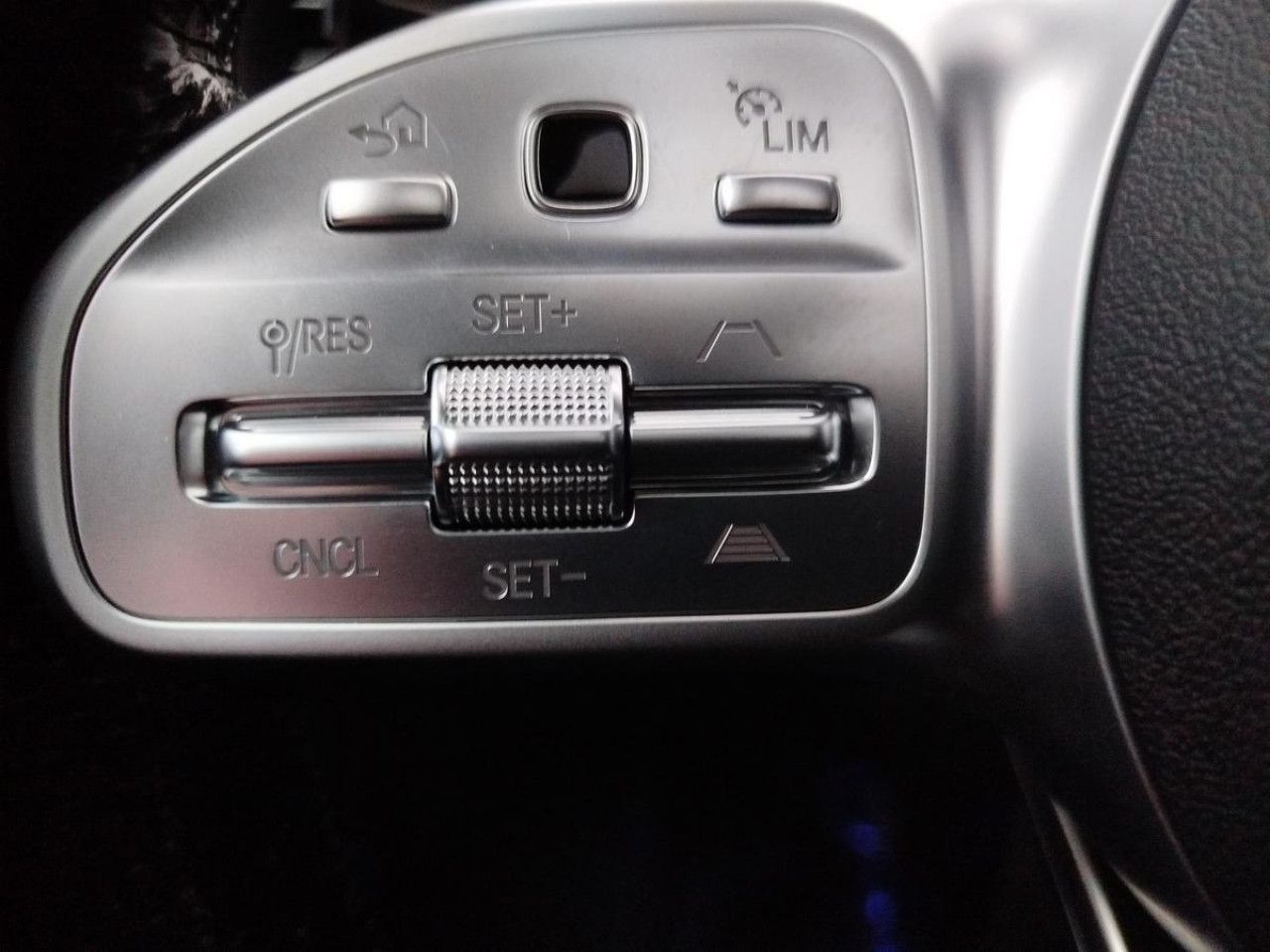 Zdjęcie pojazdu 24 / 28