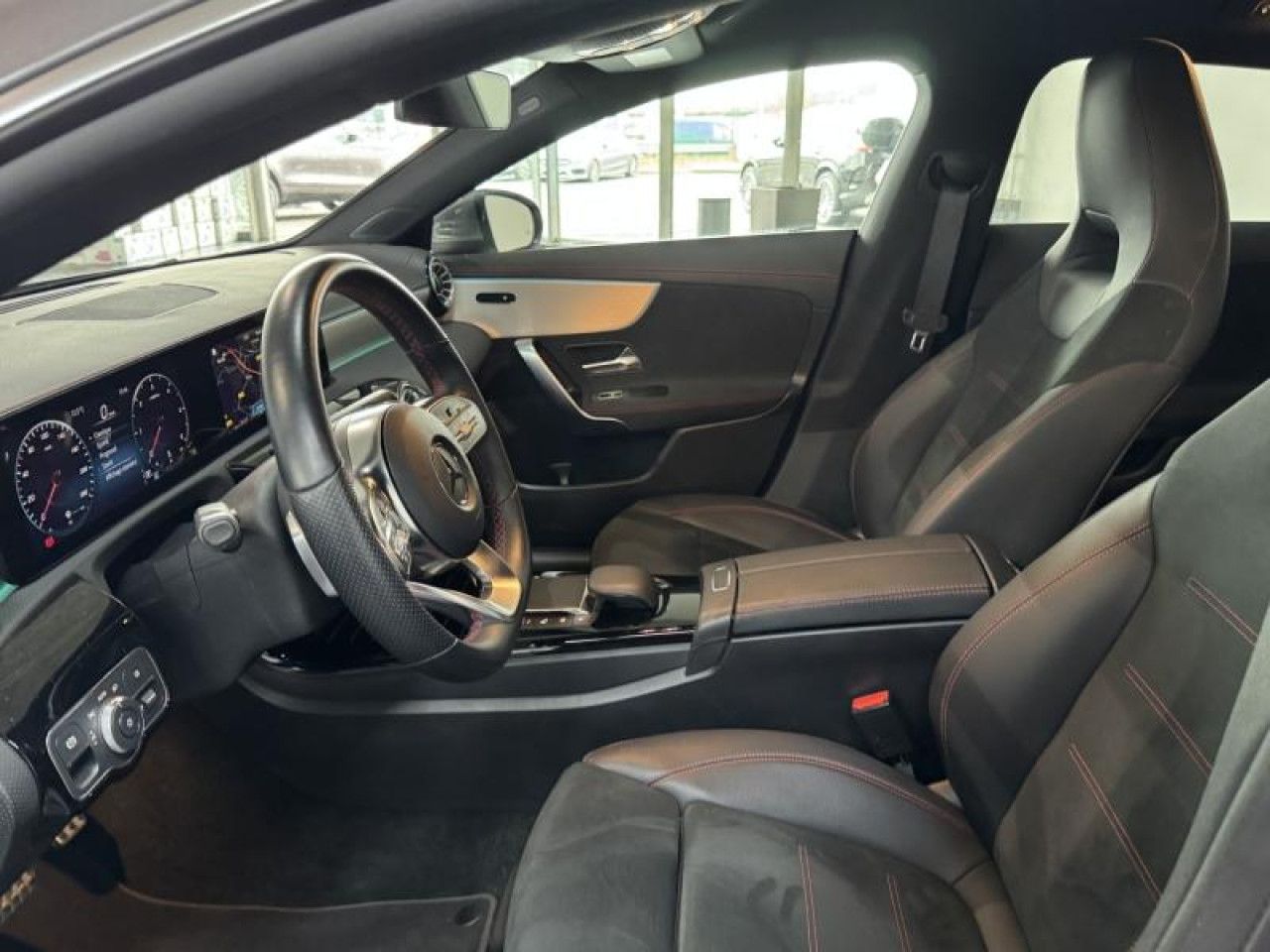 Photo du v&eacute;hicule 5 / 18