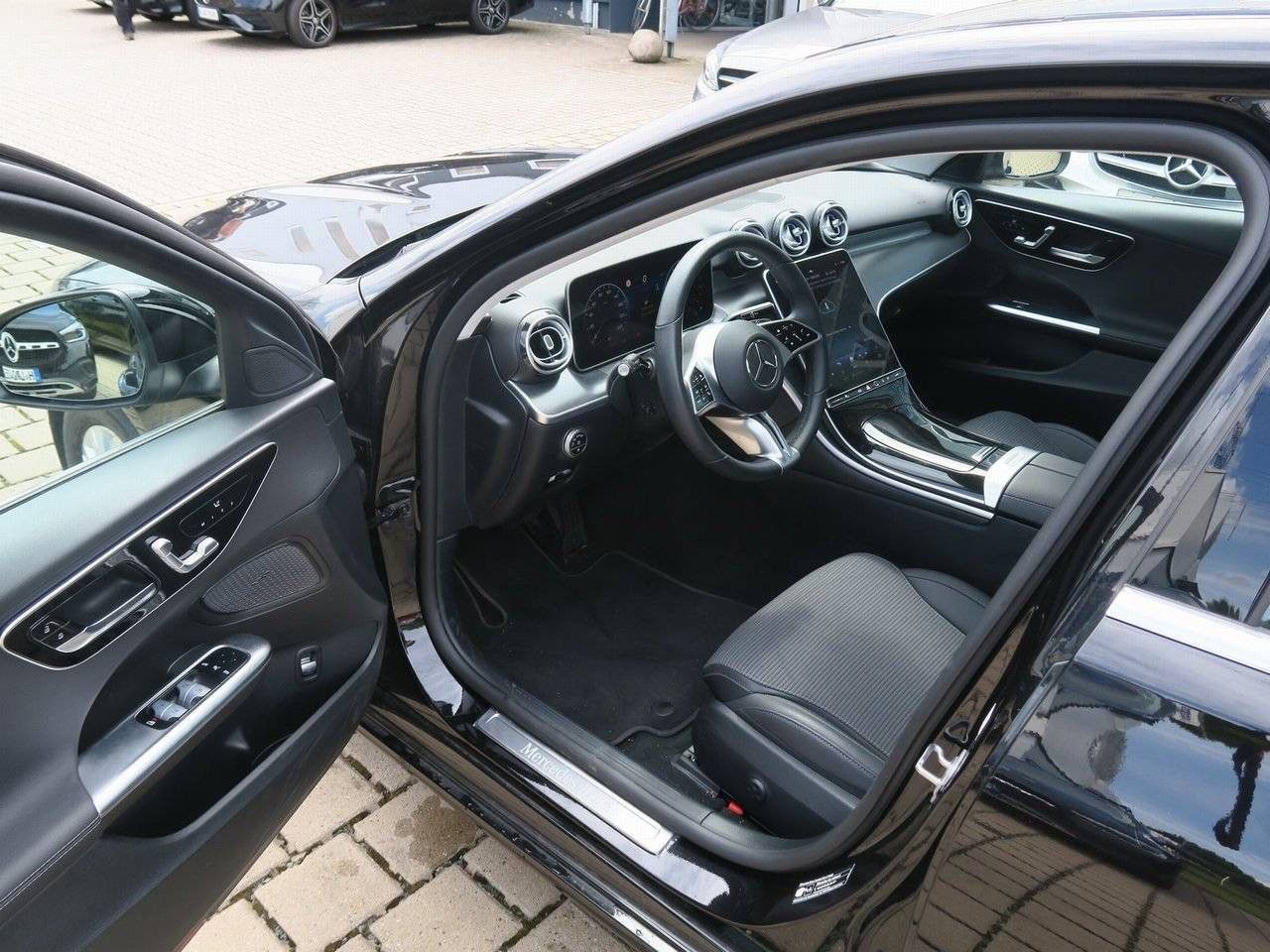Mercedes-Benz C-Klasse – Bild 6