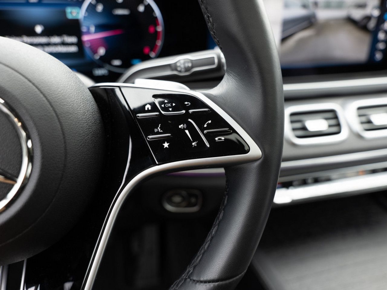 Fahrzeugbild 17 / 24