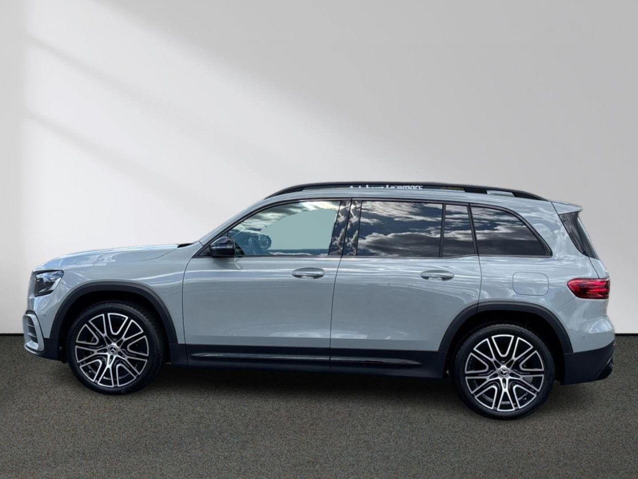 Mercedes-Benz GLB – Bild 2