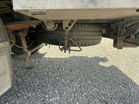 Vehicle image 11 / 19
