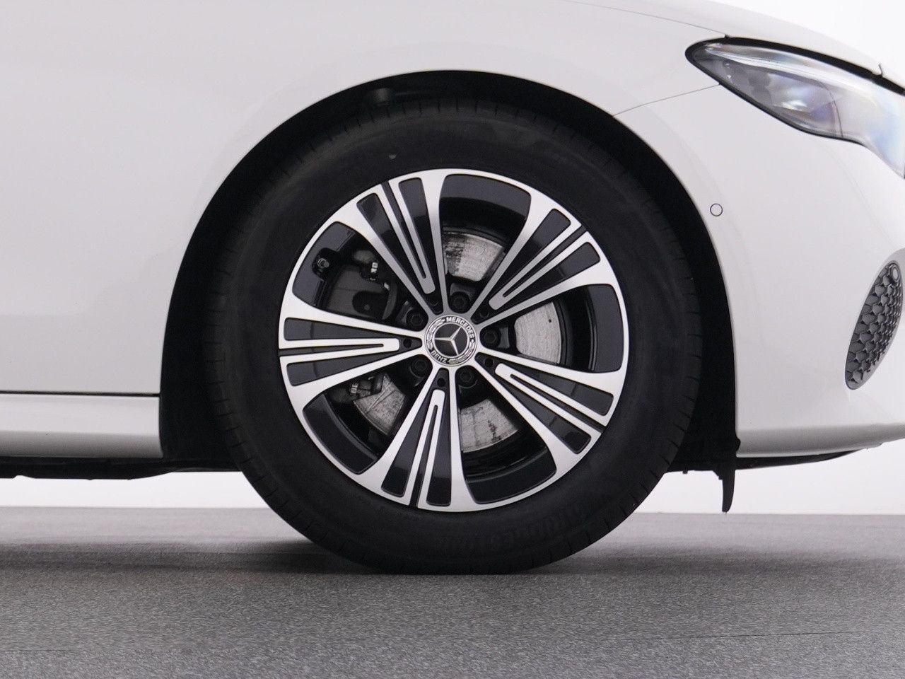 Mercedes-Benz E-Klasse – Bild 21
