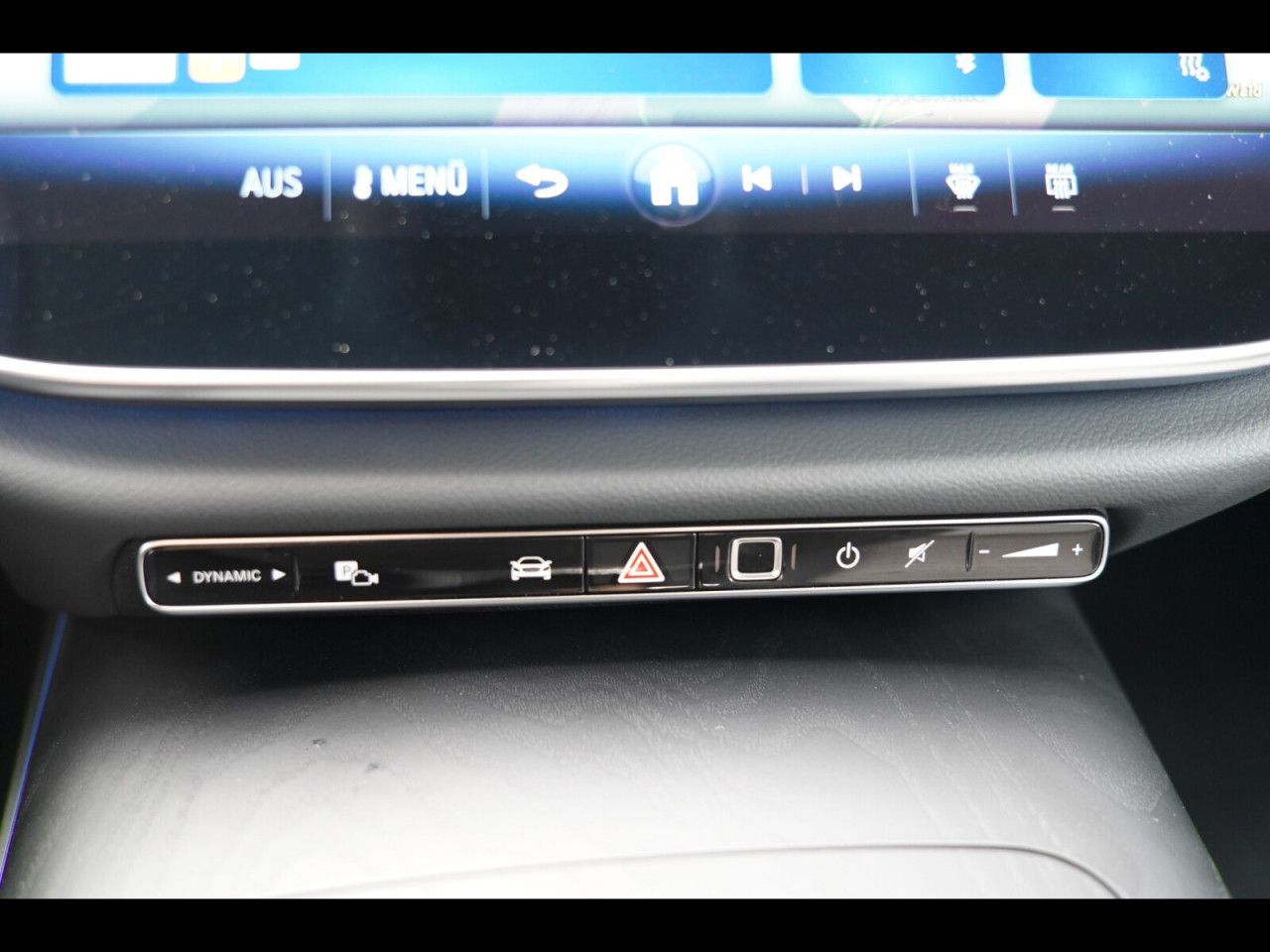 Mercedes-Benz E-Klasse – Bild 29