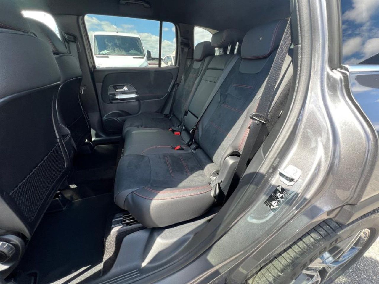Mercedes-Benz GLB – Bild 24
