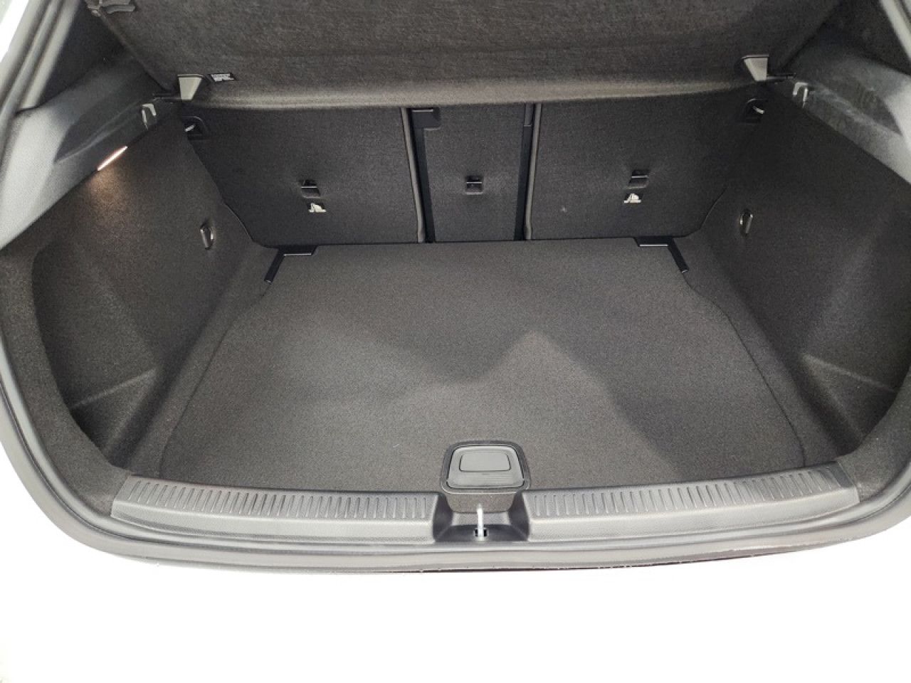 Photo du v&eacute;hicule 10 / 14