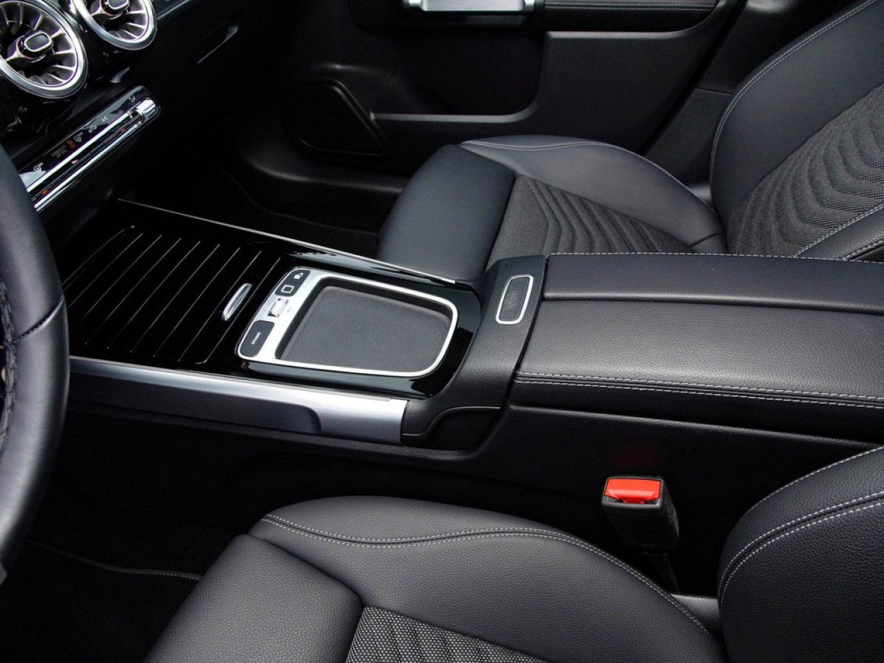 Mercedes-Benz GLB – Bild 13