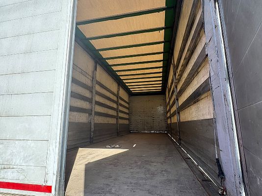 Vehicle image 4 / 7