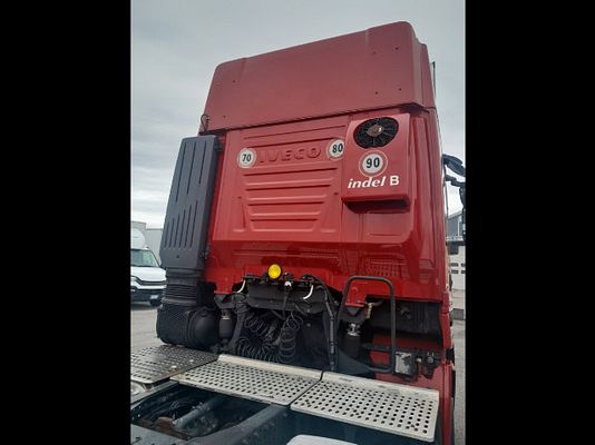 Vehicle image 15 / 20