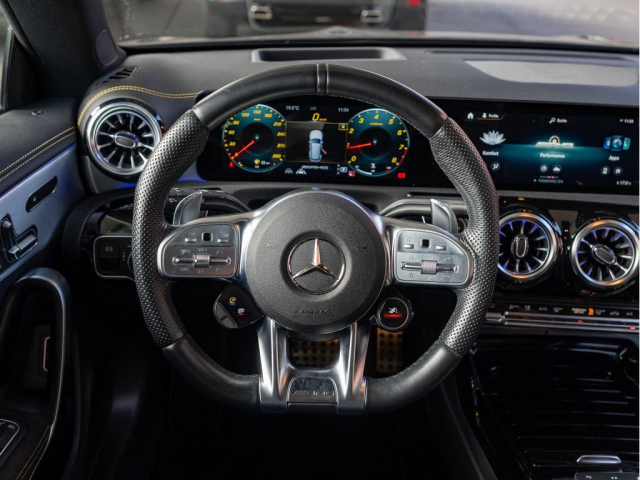 Mercedes-Benz CLA – Bild 9