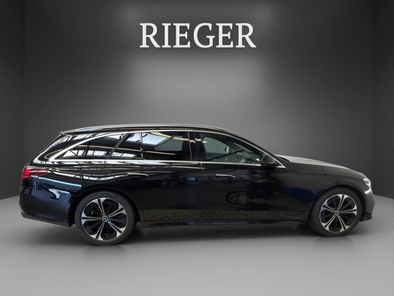 Mercedes-Benz E-Klasse – Bild 14
