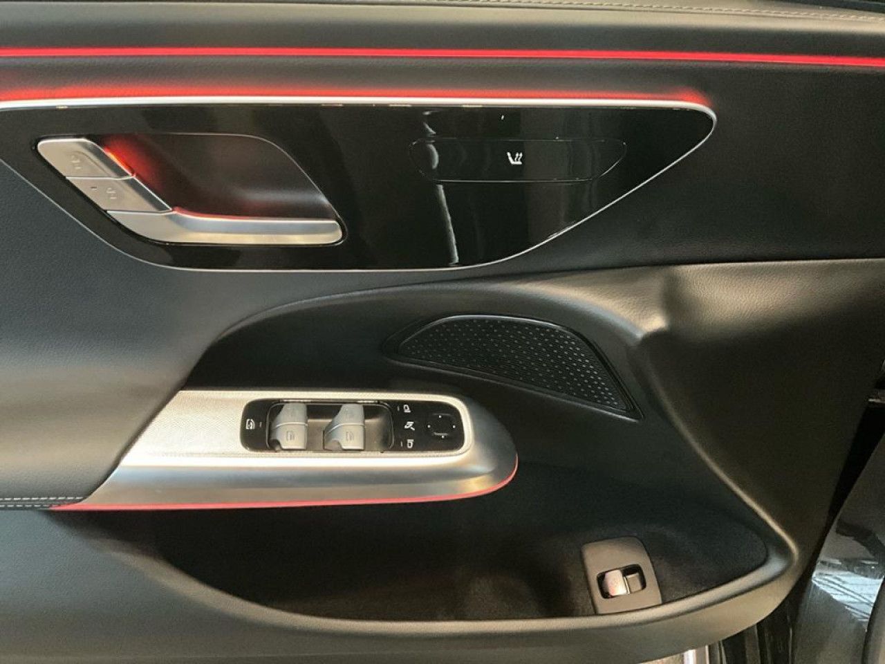 Mercedes-Benz E-Klasse – Bild 16