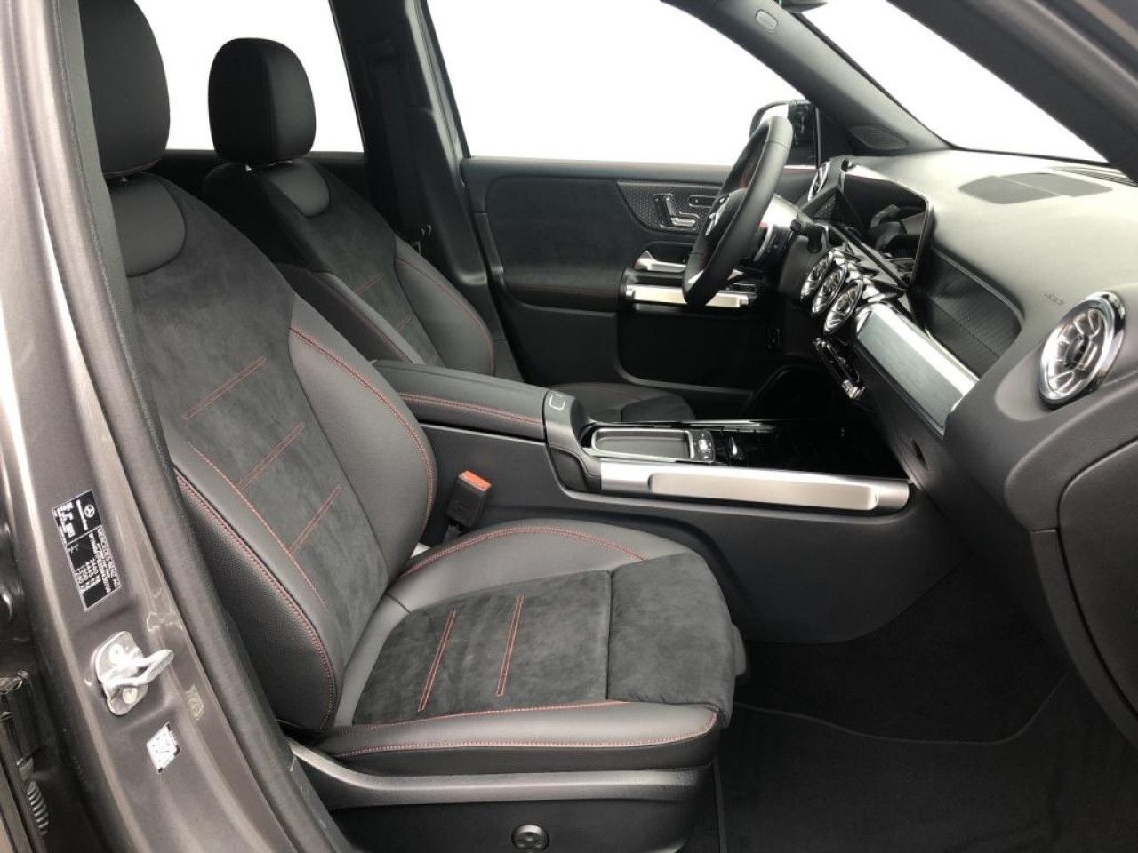 Mercedes-Benz GLB – Bild 3