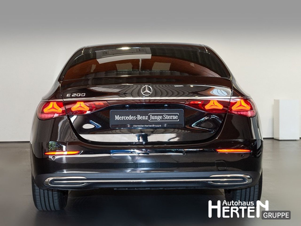 Mercedes-Benz E-Klasse – Bild 4
