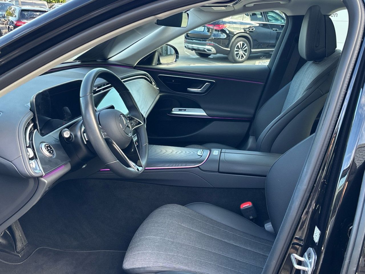 Mercedes-Benz E-Klasse – Bild 10