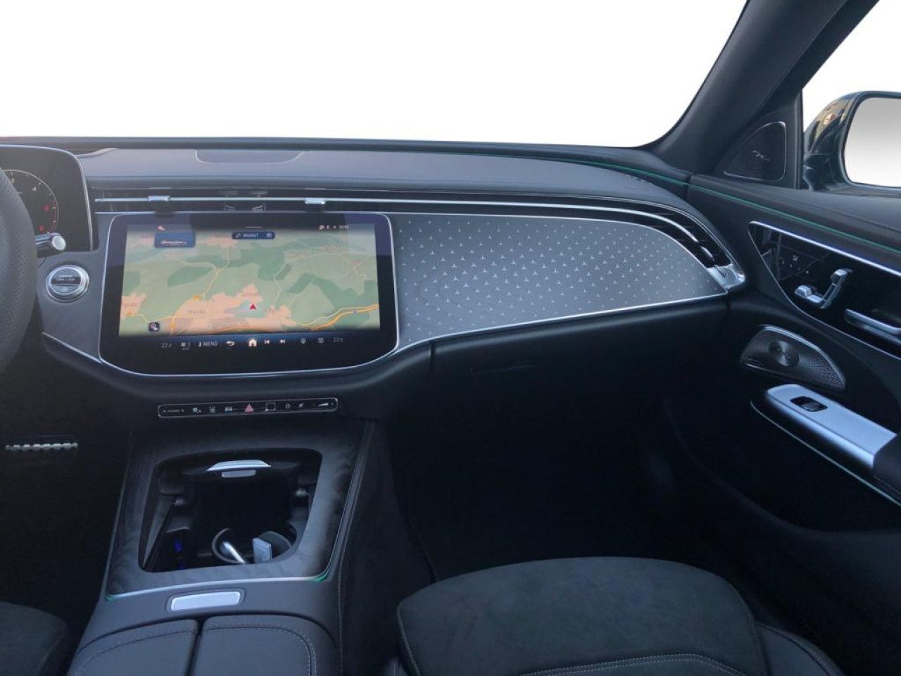 Mercedes-Benz E-Klasse – Bild 14