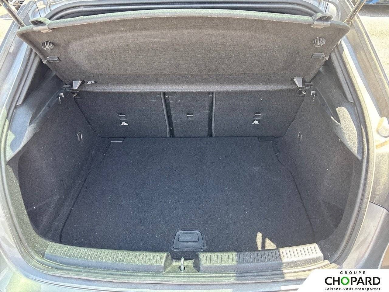 Photo du v&eacute;hicule 8 / 18