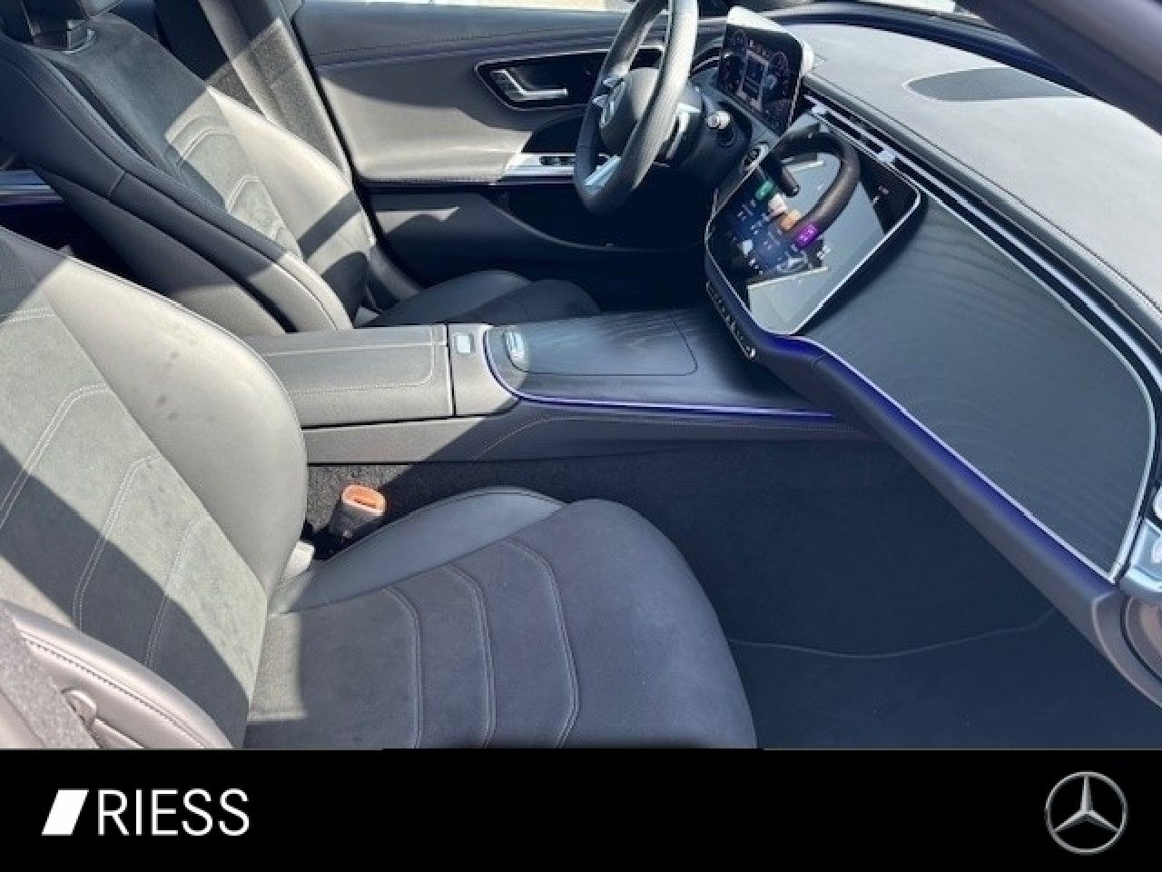 Mercedes-Benz E-Klasse – Bild 8