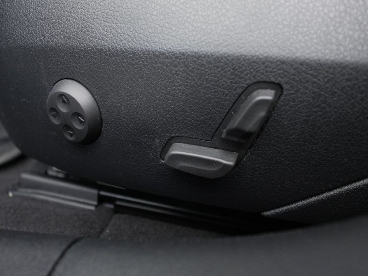 Imagem do veículo 15 / 20