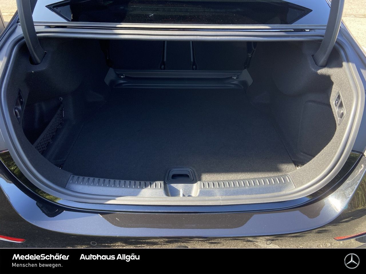 Mercedes-Benz E-Klasse – Bild 10
