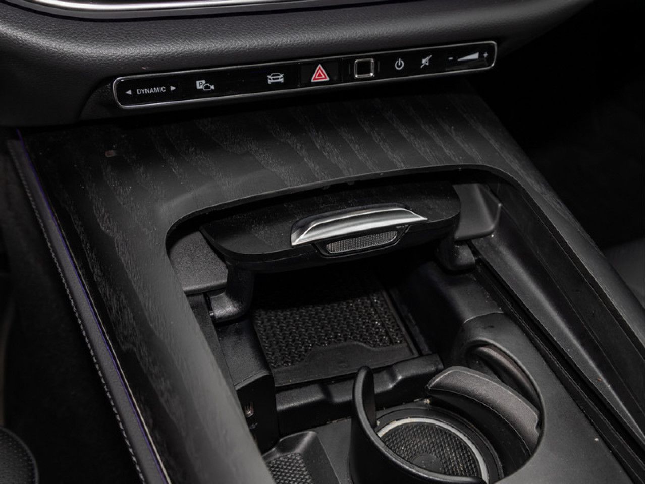 Mercedes-Benz E-Klasse – Bild 16
