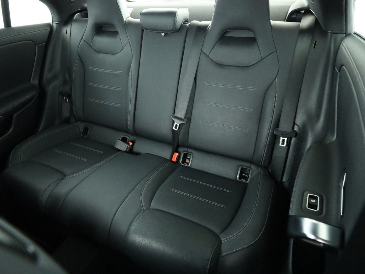 Fahrzeugbild 18 / 24