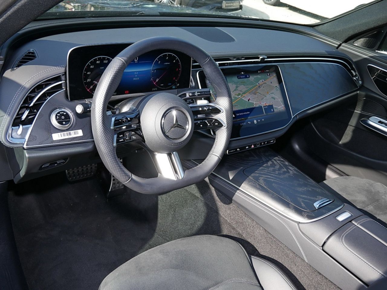 Mercedes-Benz E-Klasse – Bild 9