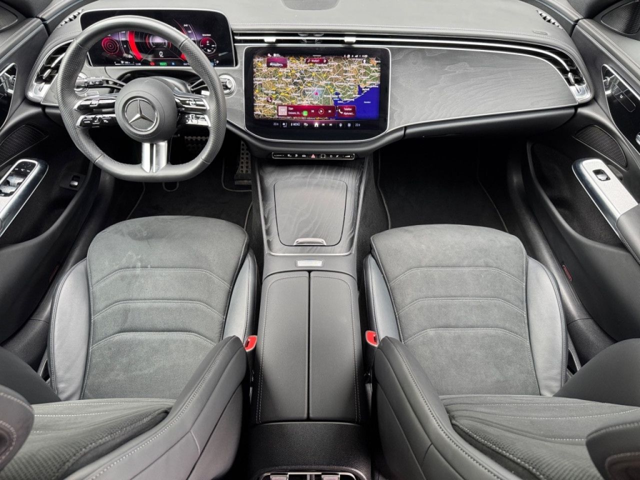 Mercedes-Benz E-Klasse – Bild 2