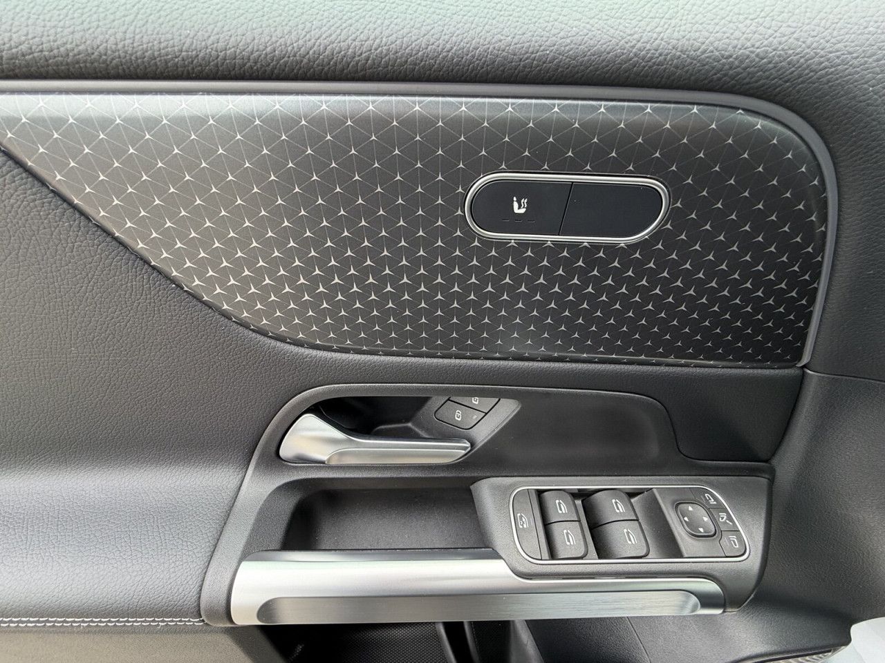 Mercedes-Benz GLB – Bild 16
