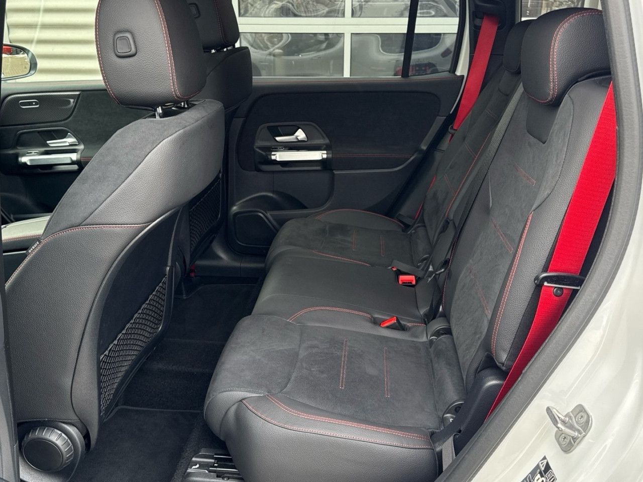 Mercedes-Benz GLB – Bild 15