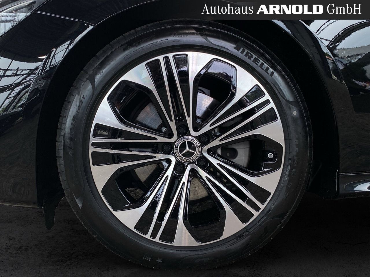 Mercedes-Benz E-Klasse – Bild 17