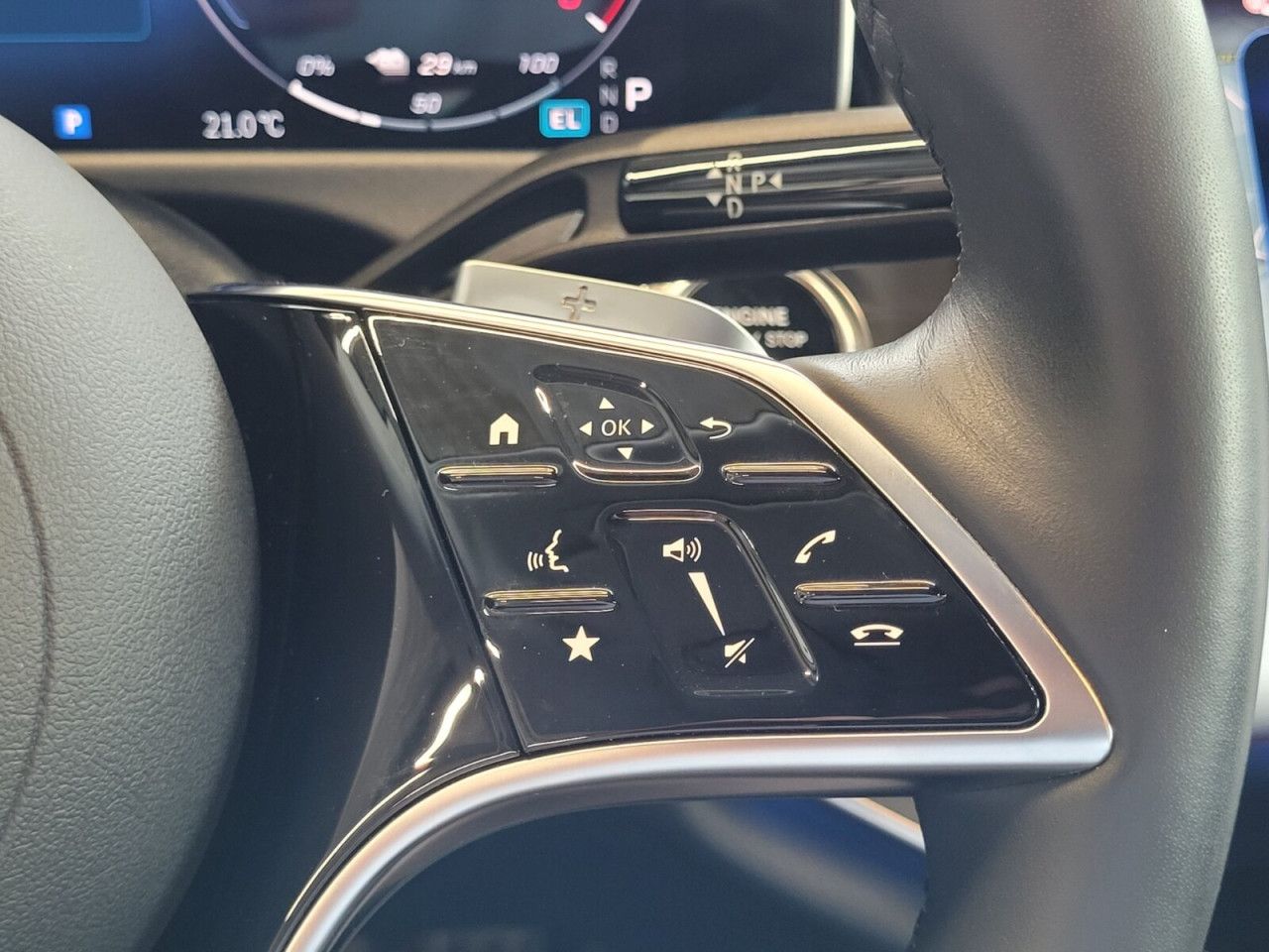 Mercedes-Benz E-Klasse – Bild 23